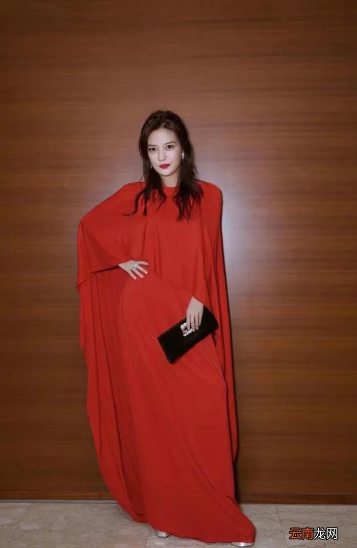 赵薇真实身高体重是多少，身高166cm的赵薇