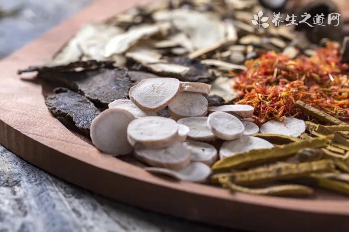 隔着玻璃晒太阳有用吗 隔着玻璃晒太阳有没有用