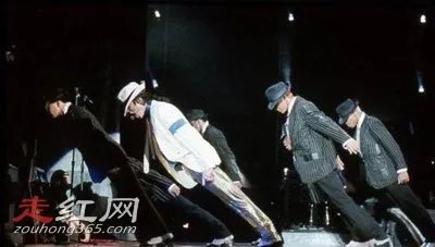迈克尔杰克逊演唱会晕倒人数最多的一次 为什么会死人