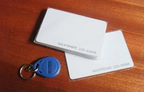 门禁卡可以配吗