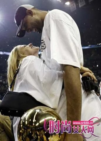 求邓肯老婆照片和介绍