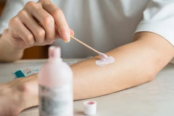 六神花露水保质期多久