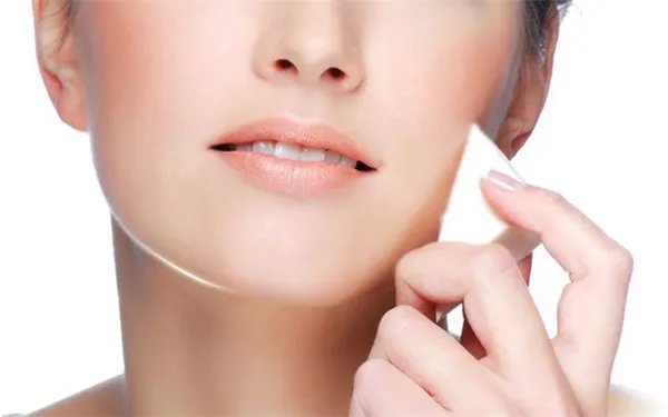 注射保妥适瘦脸副作用