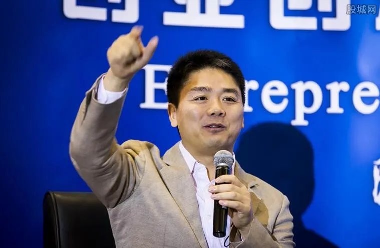 京东新开云计算公司 法人代表为何仍是最牛女助理？