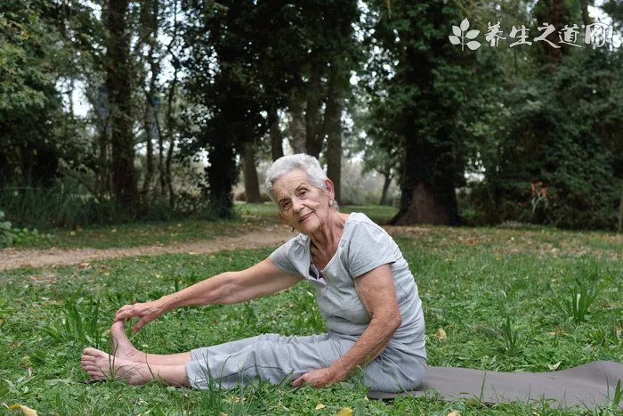 薏苡仁粉敷脸去老年斑