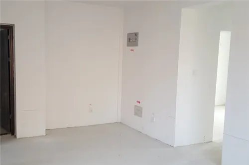 两个房间的墙可以打通吗