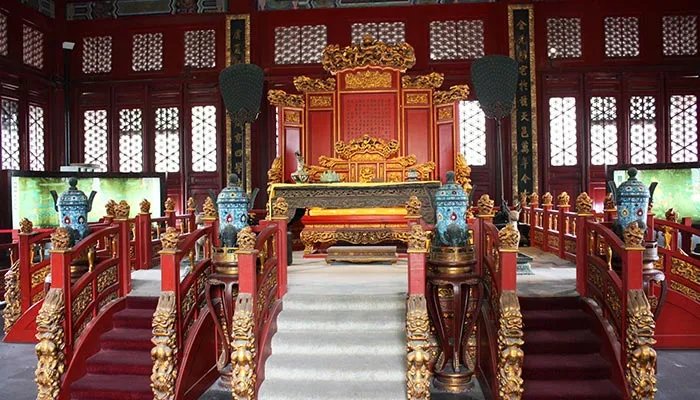 雍正皇帝在位多少年