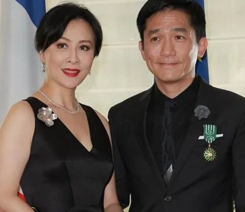 刘嘉玲现任老公是谁？ 揭两人爱情历程