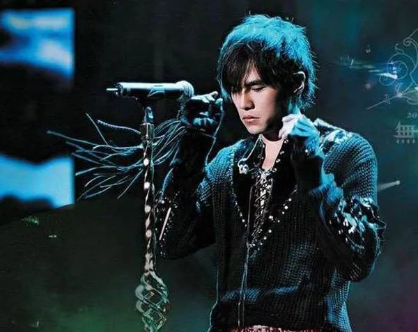 蒲公英的约定歌词