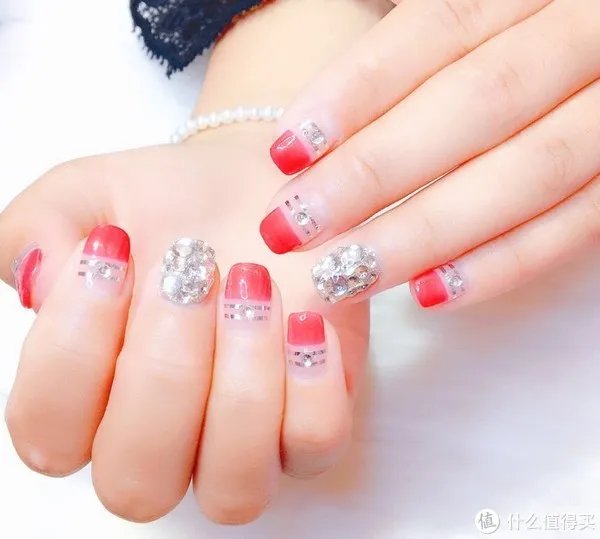 美甲图片2020新款式