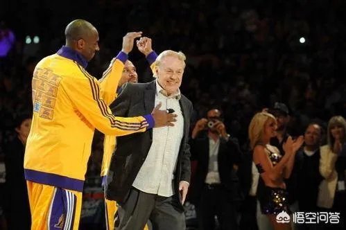 湖人队现在的老板是什么来历？