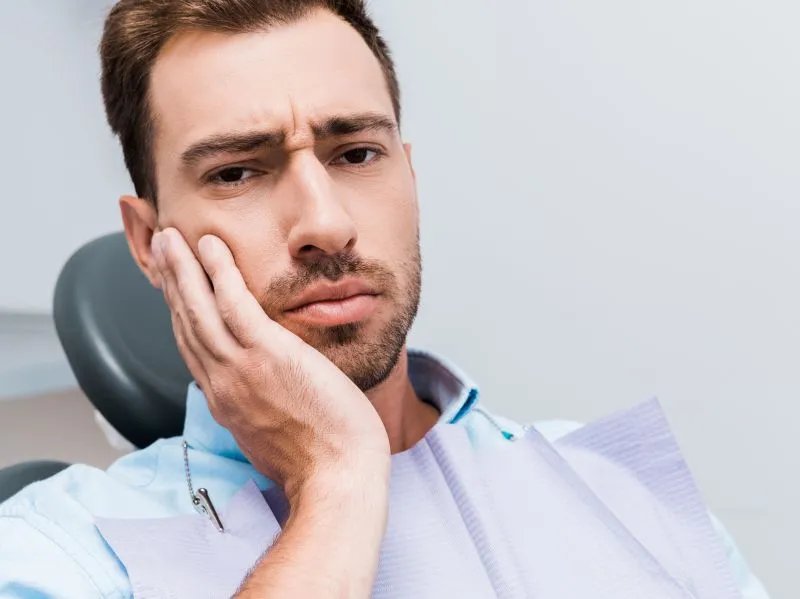 男人的胡须若有这2种表现，或许身体出现了异常，早看早知道