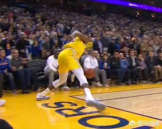 乔治绝杀火箭和哈登绝杀勇士，哪个更难？