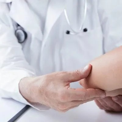 白癜风专科医院怎么走 