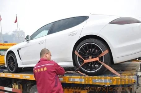 汽车爆缸是什么意思 汽车爆缸怎么办