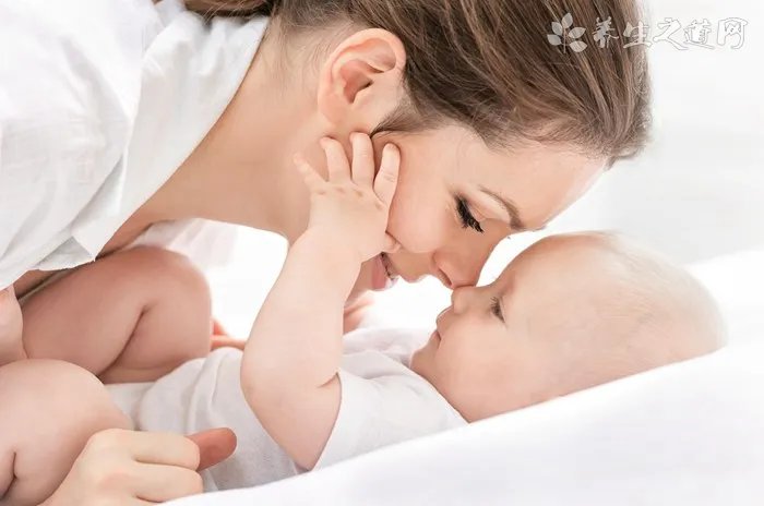 如何判定宝宝水喝够了？