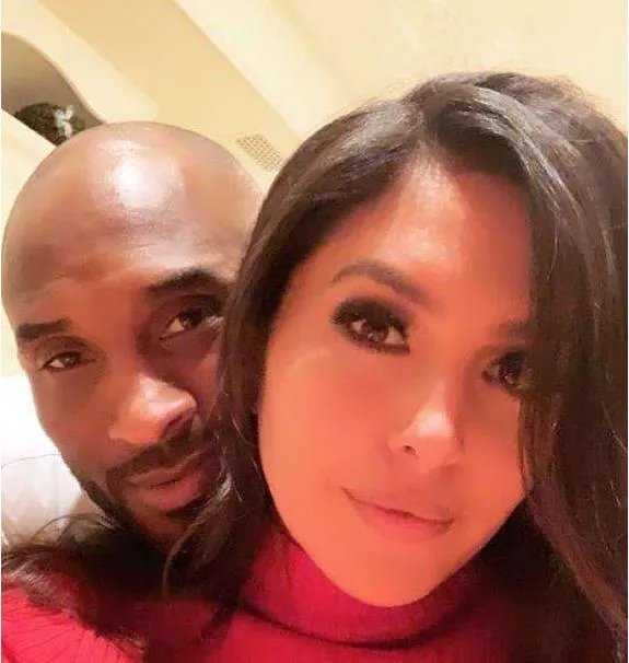 瓦妮莎有多美,瓦妮莎年轻时的照片