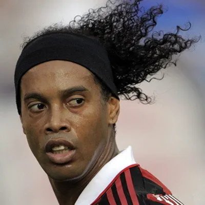 罗纳尔多·德·阿西斯·莫雷拉帅气十足 我们永远的小罗