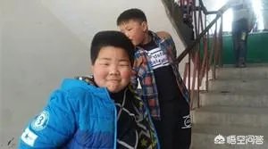 如何看待黑龙江女副校长和学生对骂这件事？