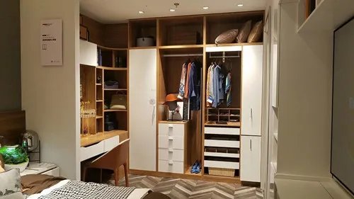 大衣柜尺寸一般是多少合适