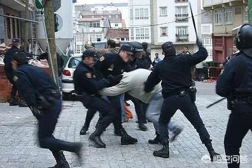 乌克兰军事实力怎么样？真的要跟俄罗斯打起来吗？