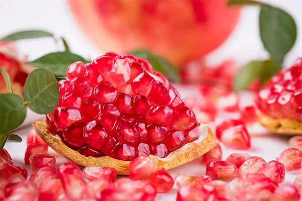 哪些人不宜吃石榴