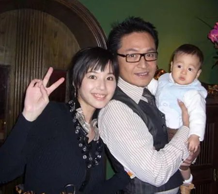 马景涛儿子的照片曝光 被网友爆料与妻子离婚？