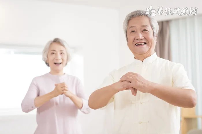 轻松瘦身健身房运动减肥计划表