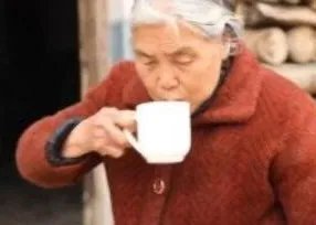 湖南一村庄用土泡水喝了200年，土泡水有哪些危害？