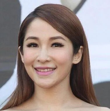 萧亚轩最新发型：盘点百变时尚的萧亚轩发型