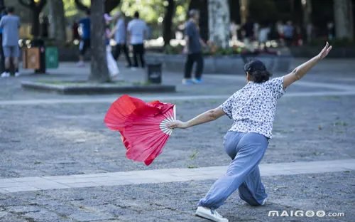 广场舞能自学吗 自学广场舞入门教程
