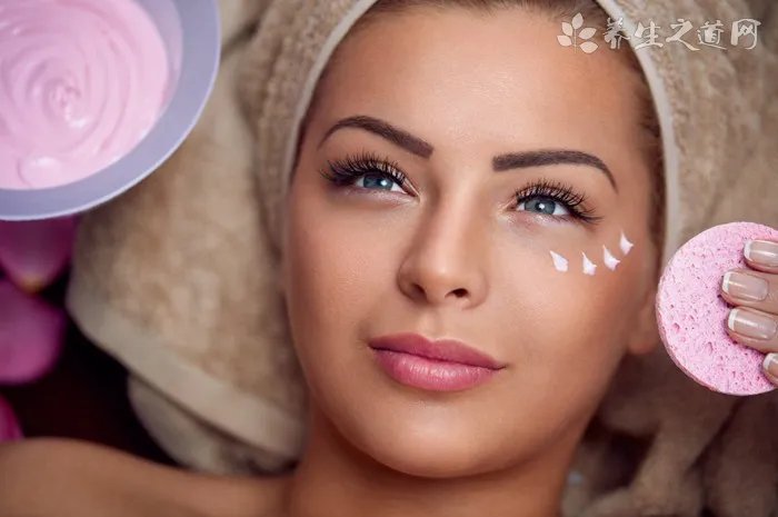 纯牛奶敷脸能美白吗