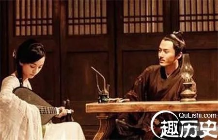 揭秘古代诗人风流事：李白放浪形骸玩双飞