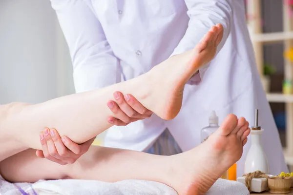 JAHA：身体成分与心血管死亡率之间的性别差异