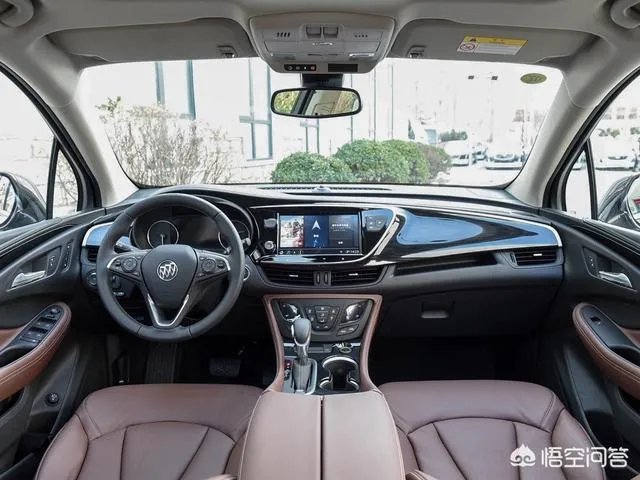 2013款的别克君越内饰,你认为放到如今属于什么档次?