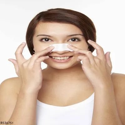 鼻子黑头怎么去掉