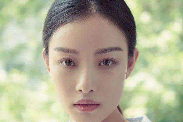 倪妮刮毛门指的是什么事件 出道之前的不雅照