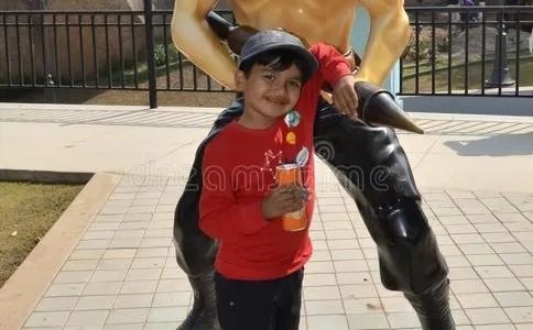 彩虹六号维加斯2修改器（盗版游戏都是怎么来的？）