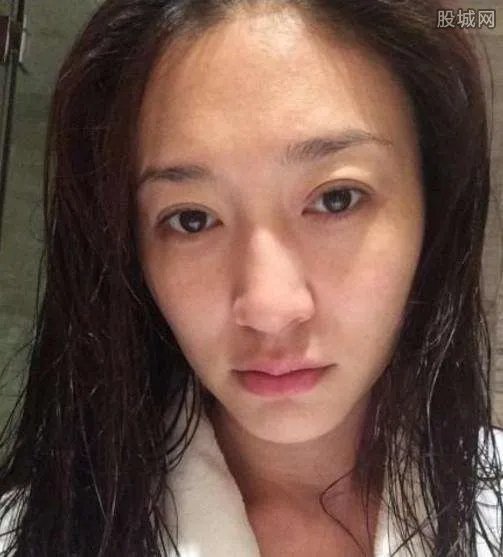 李小冉发文讽林丹 林丹出轨被舆论炮轰