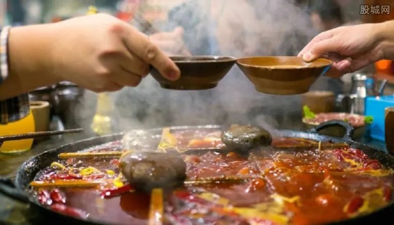 在网上怎么团购自主火锅 用火锅团购卷怎么进行消费