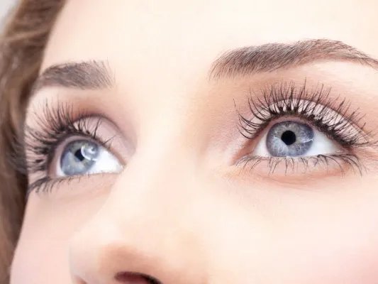 眼睛想流泪怎么回事