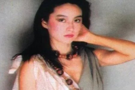 秦汉老婆邵乔茵照片曝光 昔日恋人缘何分道扬镳