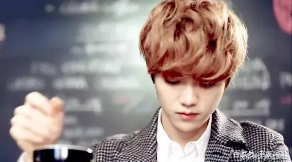 有哪些明星公布恋情的时候，微博崩了？