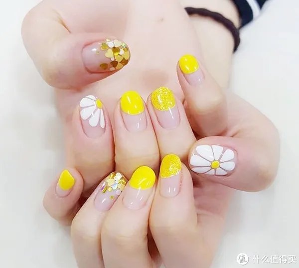 美甲图片2020新款式