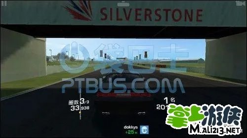 Real Racing 3真实赛车3攻略技巧:教你如何拿到全金杯