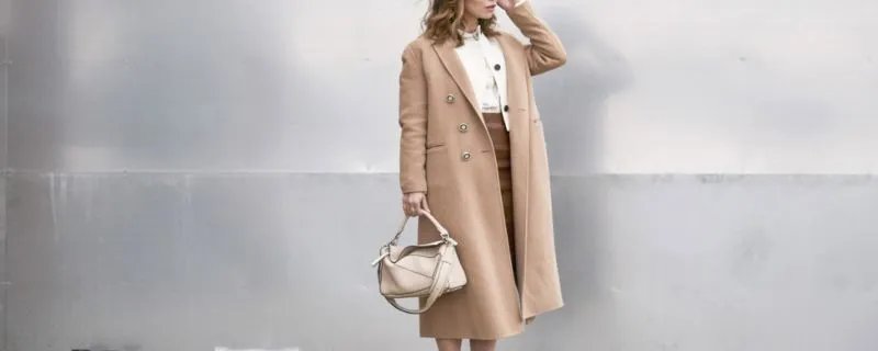 驼色搭配什么颜色好看 驼色和什么颜色搭配更好看