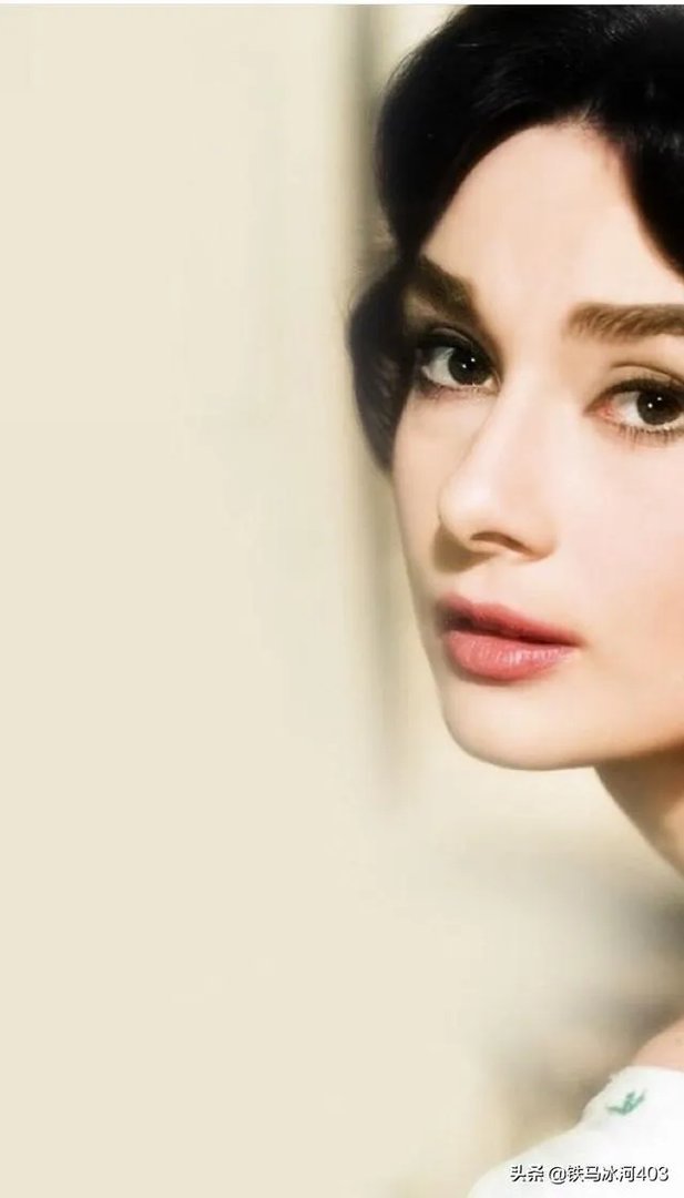 你有没有收藏奥黛丽赫本的经典照片？