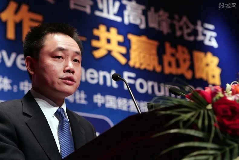 黄光裕为什么入狱 国美老板坐牢原因曝光