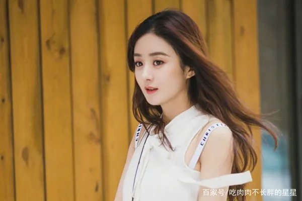 有哪些明星公布恋情的时候，微博崩了？