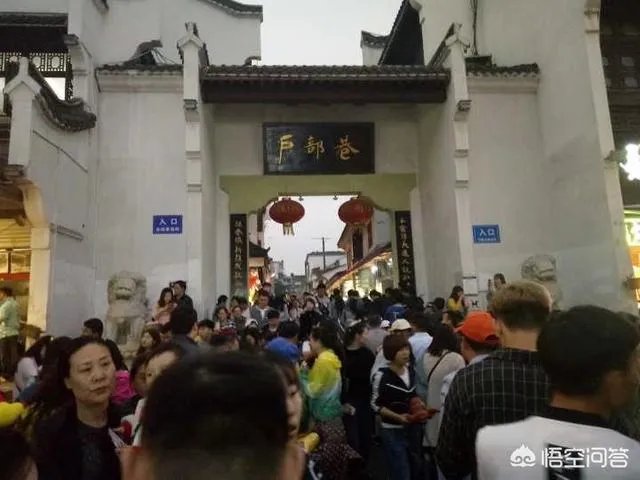 喜欢旅游，来张旅游壁纸？友友们有吗？